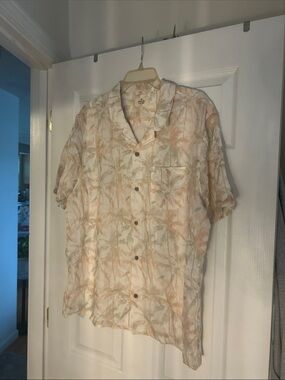 Marine Layer Peach & Cream Palm-Print Camp Shirt